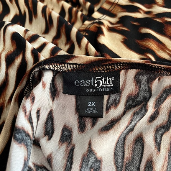 Animal Print Top - Picture 7 of 7